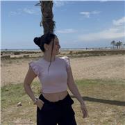 Titulada en la Eso y expereincia dando classes particulares tanto online como presenciales